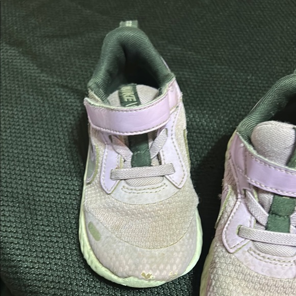 Nike Kids' Purple Sneakers - Picture 5 of 7